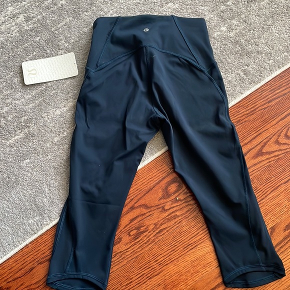 Lululemon Train Times Crop 17” Leggings - Picture 4 of 5